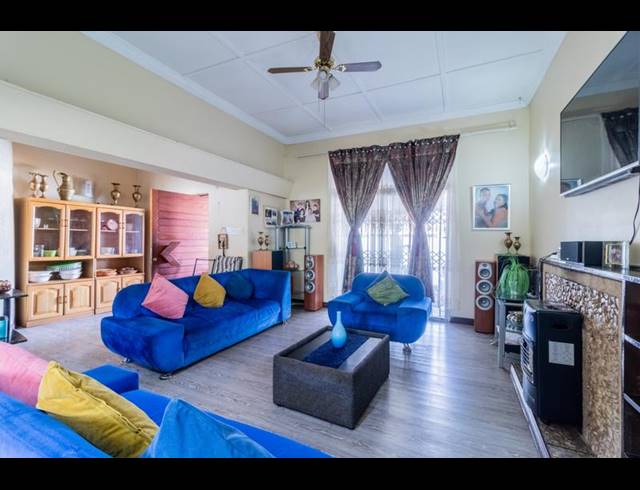 7 BEDROOM HOUSE FOR SALE IN KENSINGTON